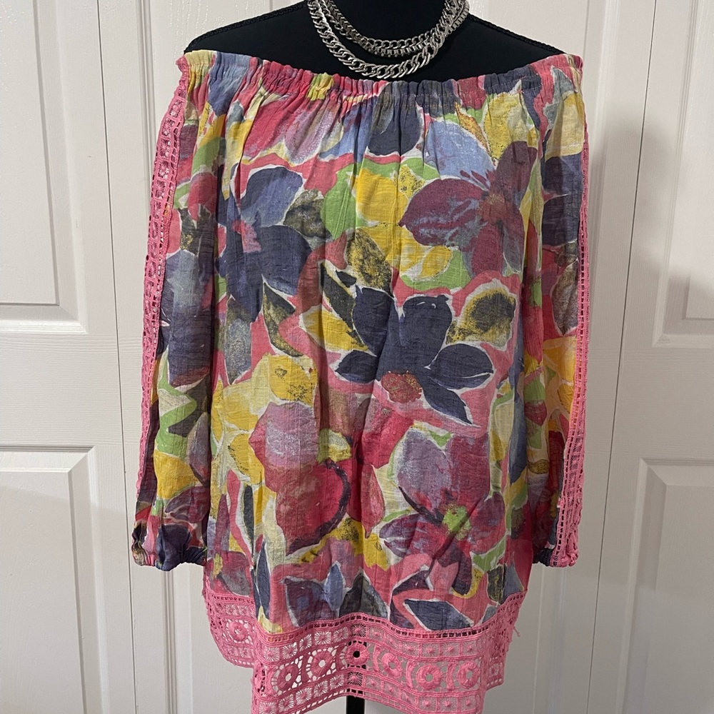 Woman’s blouse